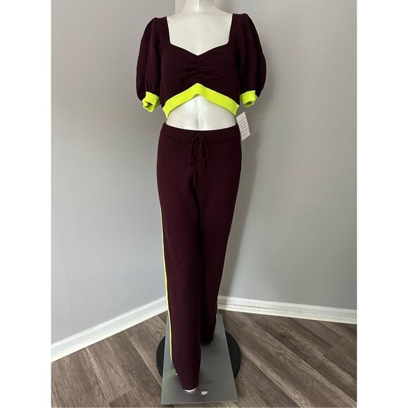 NWT For Love & Lemons Cropped Top And Sweatpant 2Piece Set Burgundy Large - Picture 1 of 9